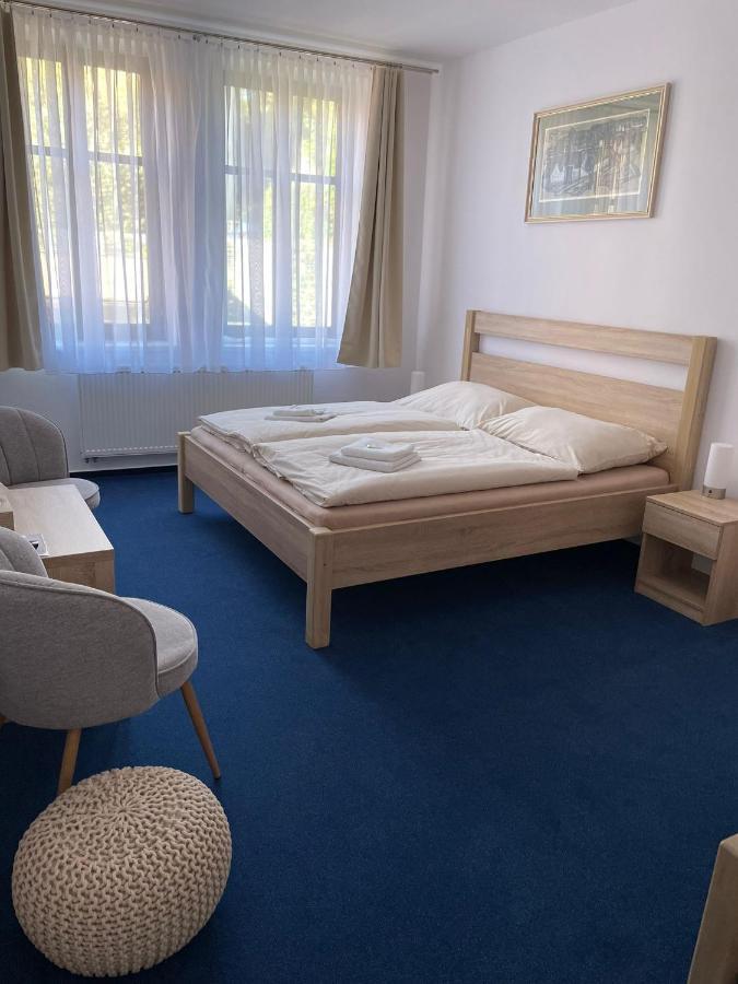 Hotel U Mesta Prahy Nachod Exterior photo