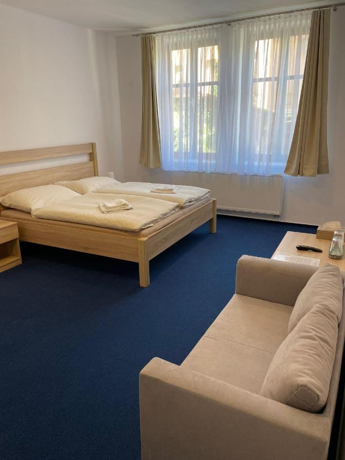 Hotel U Mesta Prahy Nachod Exterior photo