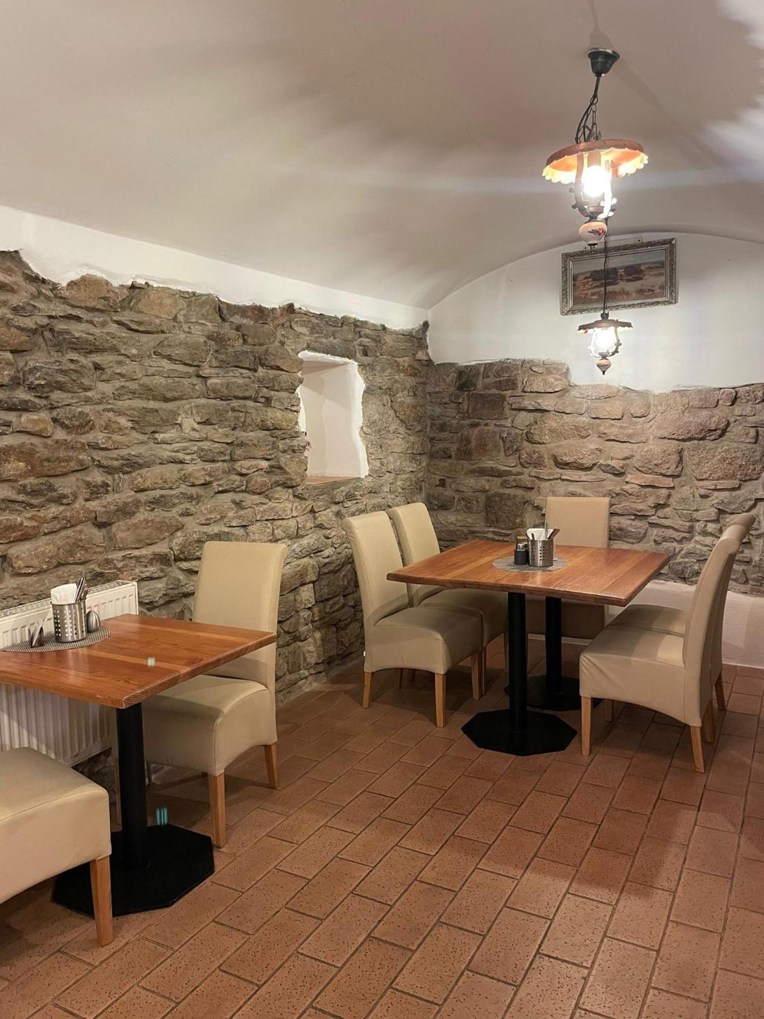 Hotel U Mesta Prahy Nachod Exterior photo